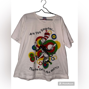 DR. SEUSS Tee Shirt‎